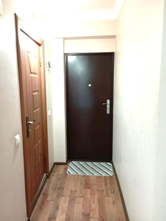 Daniel Sea View Apartment Батумі Екстер'єр фото