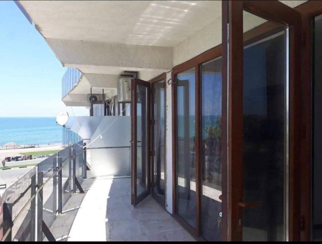 Daniel Sea View Apartment Батумі Екстер'єр фото